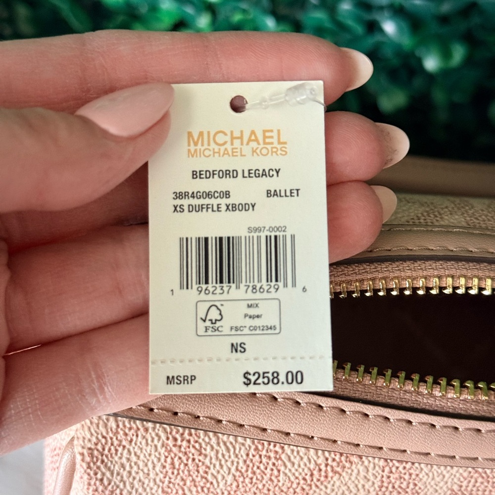 Michael Kors Women's XS Duffle Crossbody Satchel Bag in Light Pink Ballet NWT - Picture 6 of 6